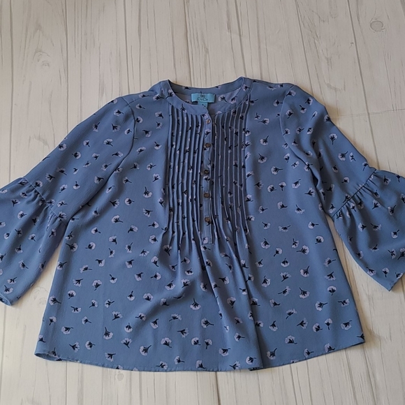 Cecelia Pullover Top - Picture 3 of 6